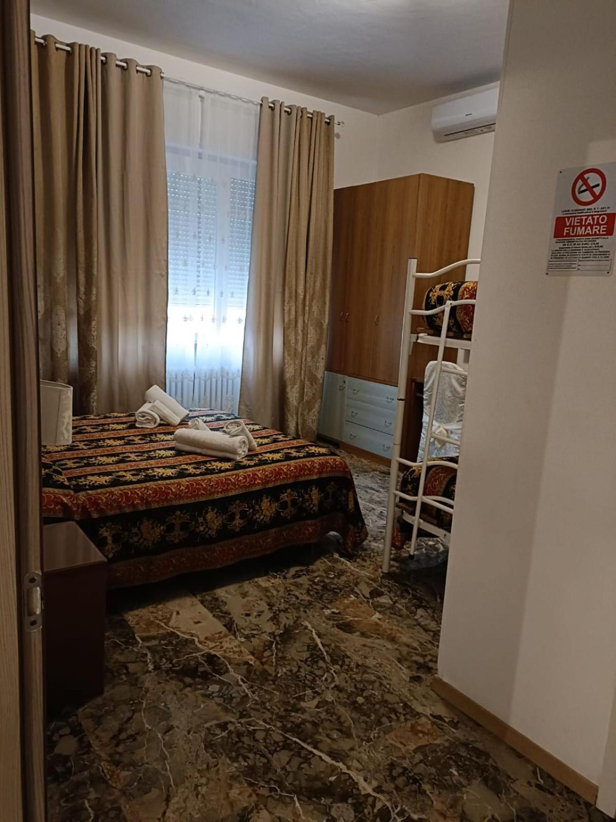 Отель Domus Чезена Экстерьер фото