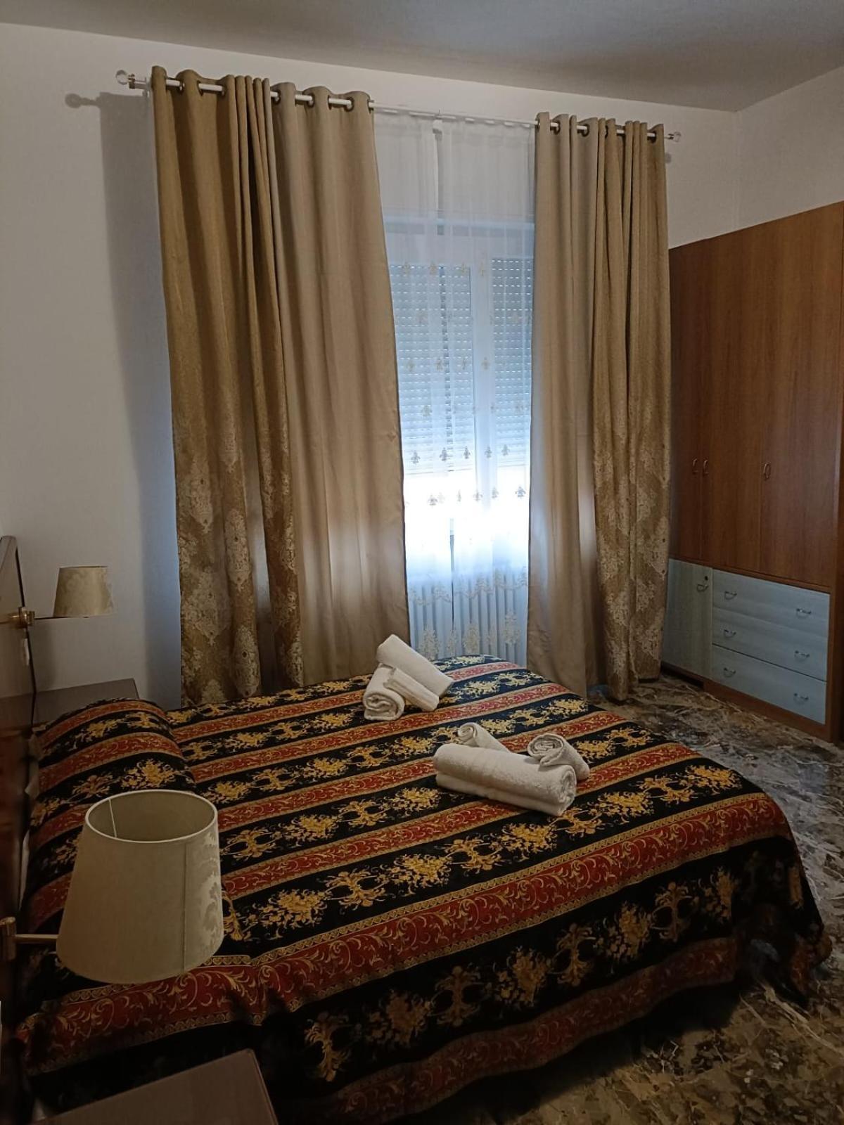 Отель Domus Чезена Экстерьер фото